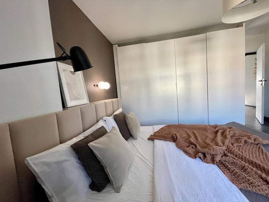 Bielawy Apartment *